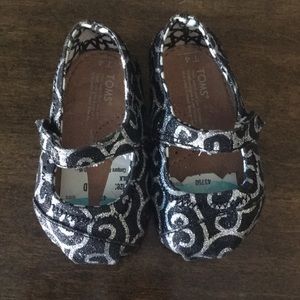 TOMS tiny 4